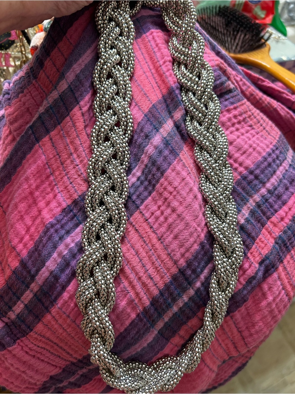 Pretty beaded collar necklace